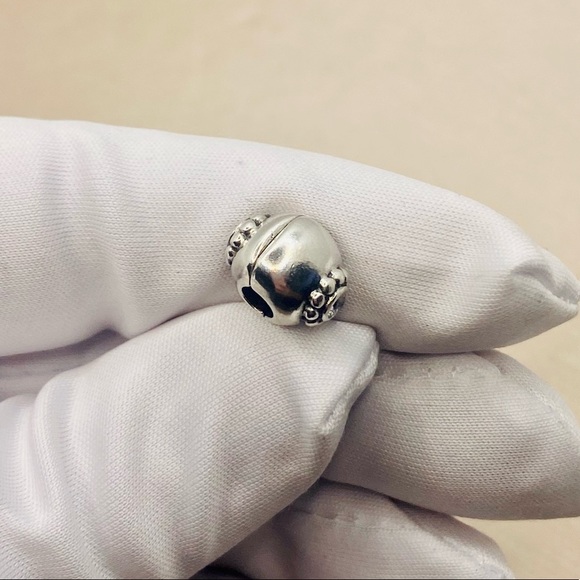 EUC Pandora 790873P Sterling Silver Pearl of Wisdom Clip w/ White Pearl Dangle - Picture 6 of 9